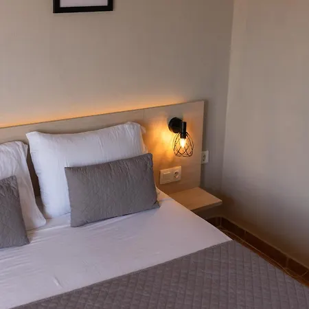 Gasthuis Mysea Villasnikiti 4*