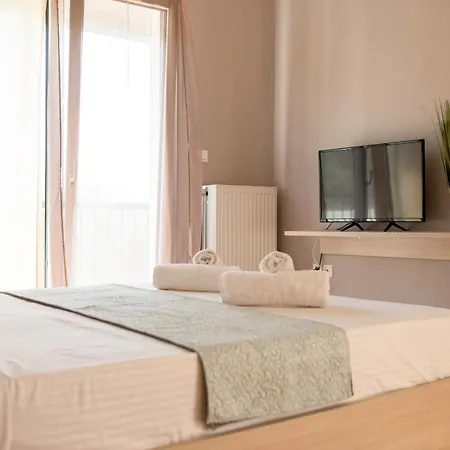 Mysea Villasnikiti 4*