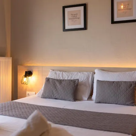 Mysea Villasnikiti Guest house